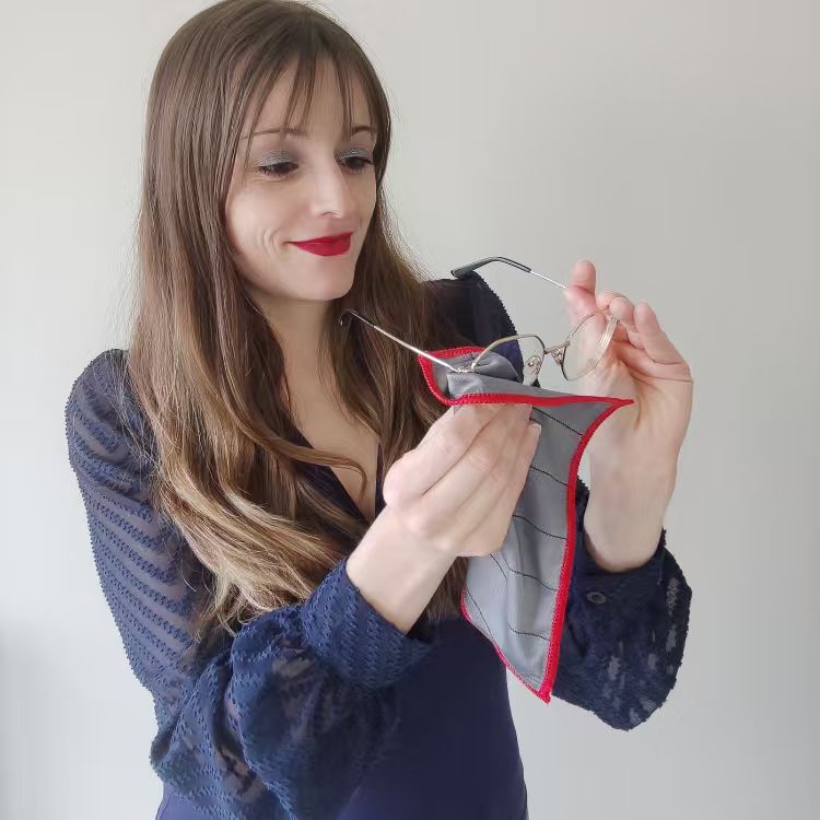 Elektronika uchun mikrofiber tozalovchi mato