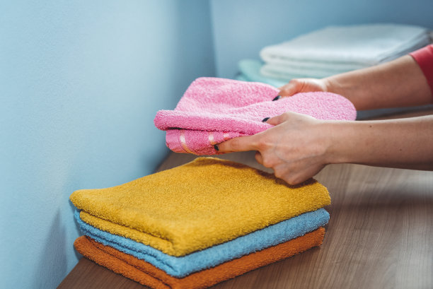 De combien de chiffons en microfibre avez-vous vraiment besoin &agrave; la maison ?